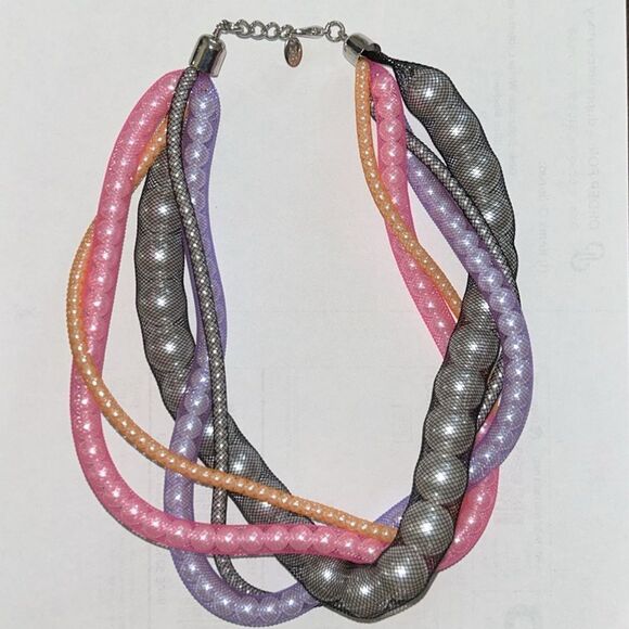 Zara Pink/Gray/Lavender/Orange Mesh Pearl Necklace.NWOT - Picture 3 of 5